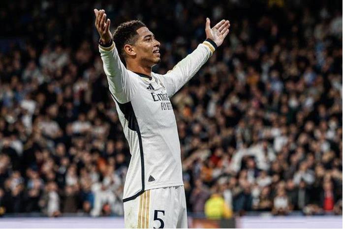ريال مدريد يتغلب على برشلونة بالكلاسيكو 42024220818510016105