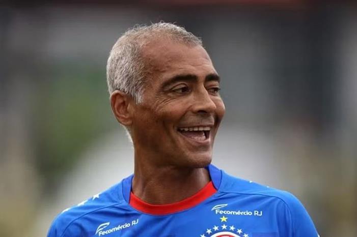 شاهد.. روماريو يجري تدريبه الأول مع أمريكا بعمر 58 عاماً 202442612430791Y8