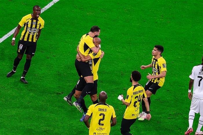 اتحاد جدة يهزم الشباب ويبلغ نهائي الكأس 20254203123205UK