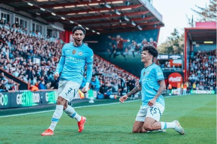 مان سيتي يلتقي ليستر بالدوري الانجليزي 2