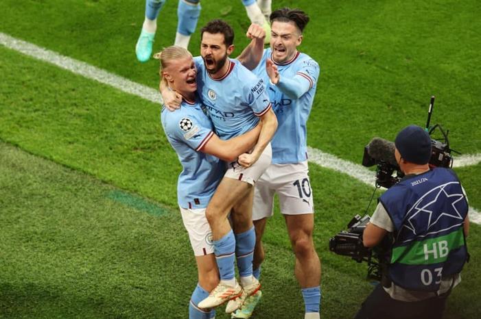 بعد دي بروين – مانشستر سيتي يُبلغ نجمًا جديدًا بالرحيل GettyImages-1491062954-1024x683