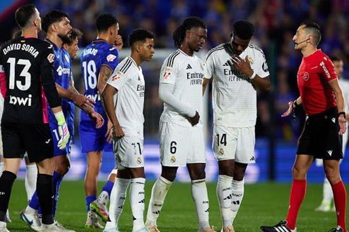 GettyImages-2211665176-1