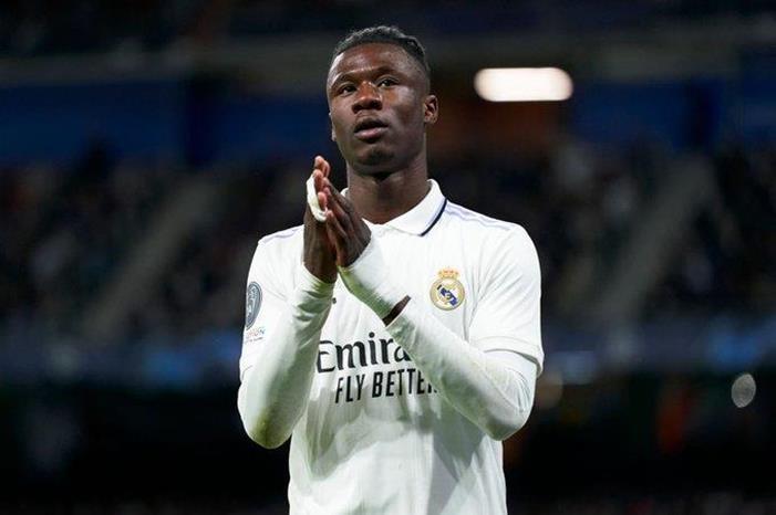 كامافينجا،-ريال-مدريد