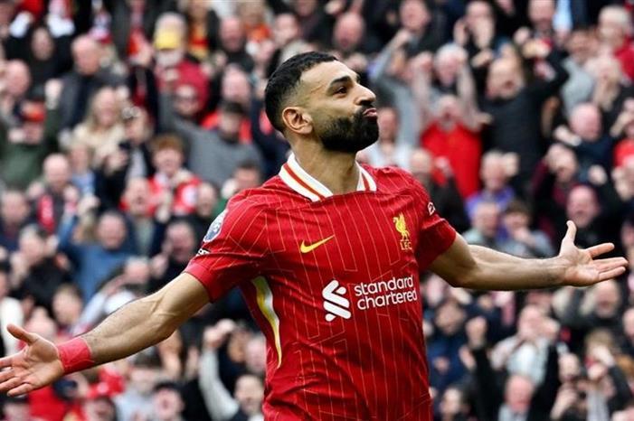 صورة تكشف حقيقة تجديد محمد صلاح مع ليفربول 20254332815553YQ