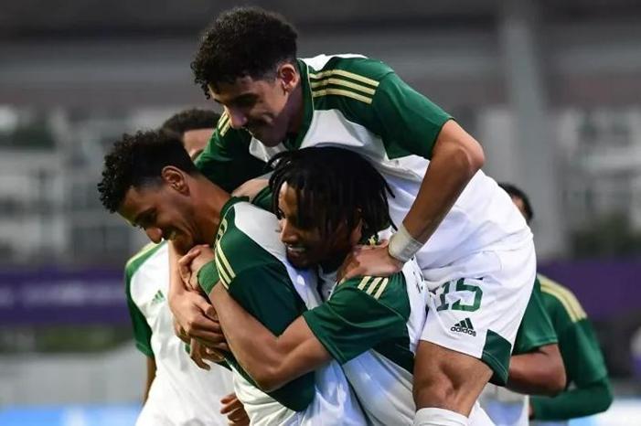 71a0dec6-9566-4950-9cc1-b3efbed54649