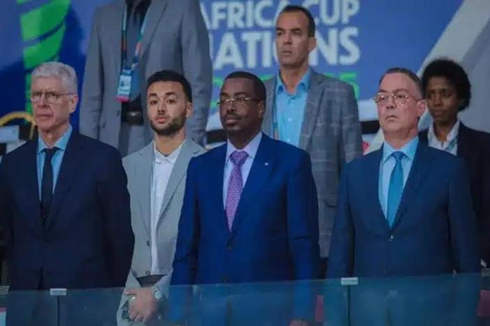 eb7b6ae0-614d-43b5-808b-595ee880b052