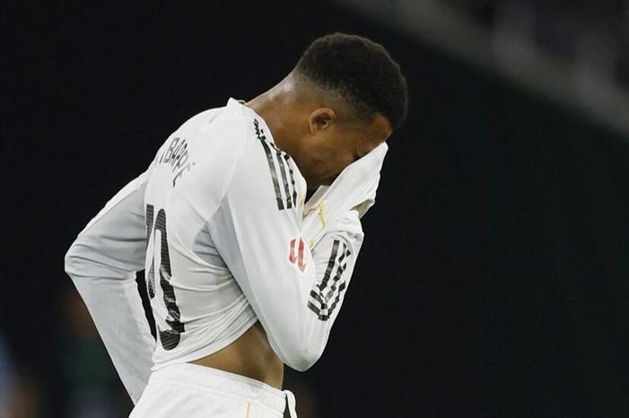 69ecb0964c59b7147b330de1