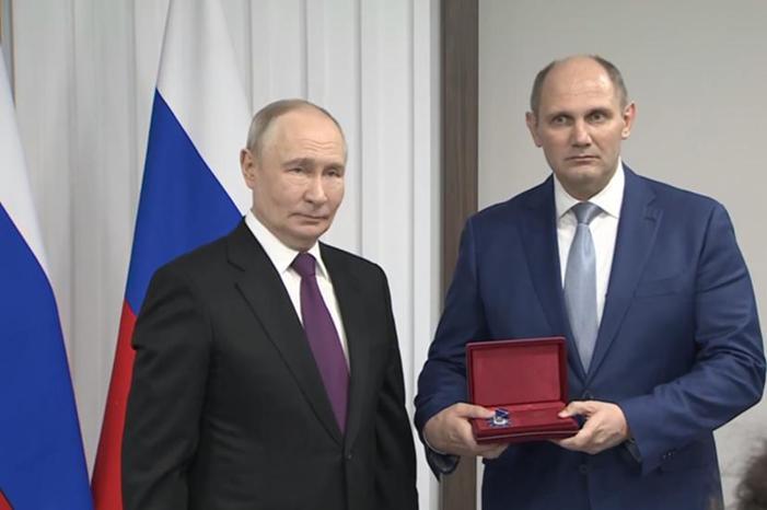 69ef5f2f4c59b749646a5a3f