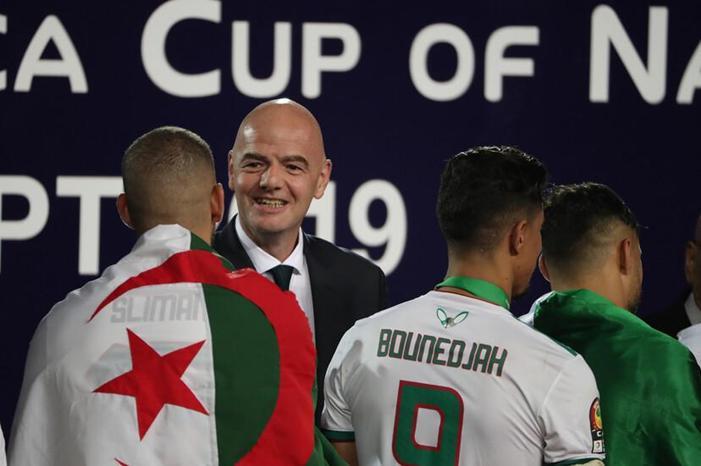 69d78f0b4c59b725c81e04ff