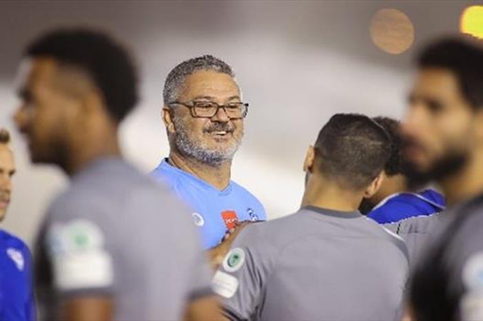 رسالة مدوية من ميكالي لنجوم الهلال 080B63ED44292