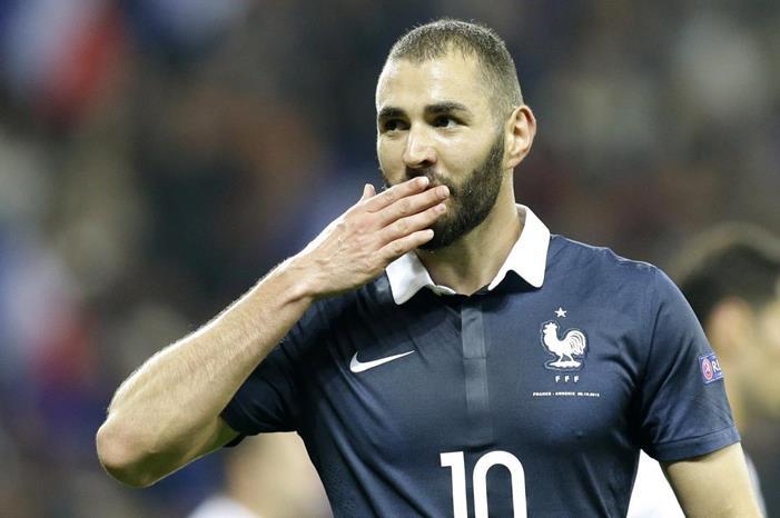 BN-NN633_2yvvZ_M_20160413133819