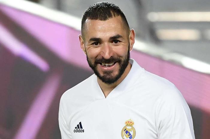 karim-benzema-real-madrid-2020-21_1oxk1fwgb0ja318w2hgh6g67hj