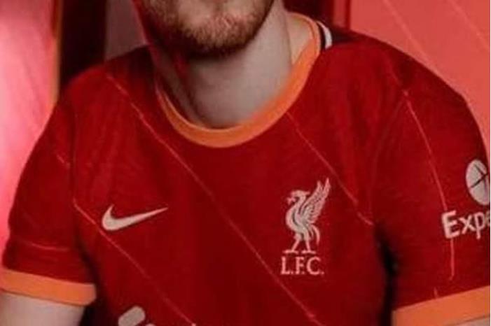 ليفربول يكشف عن قميصه الجديد 4987527_1621501896