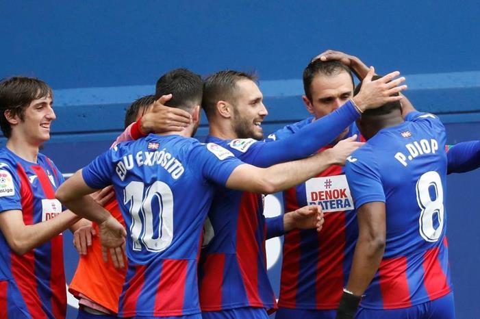 كيكي يتألق ويقدم فوزا معنويا لمتذيل الدوري الإسباني Eibar-2021