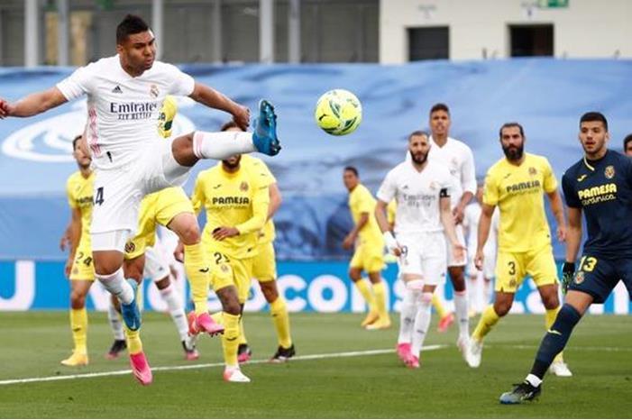 ريال مدريد يقلب الطاولة على فياريال ويخسر الليغا E2AZpjCWYAAIF7k