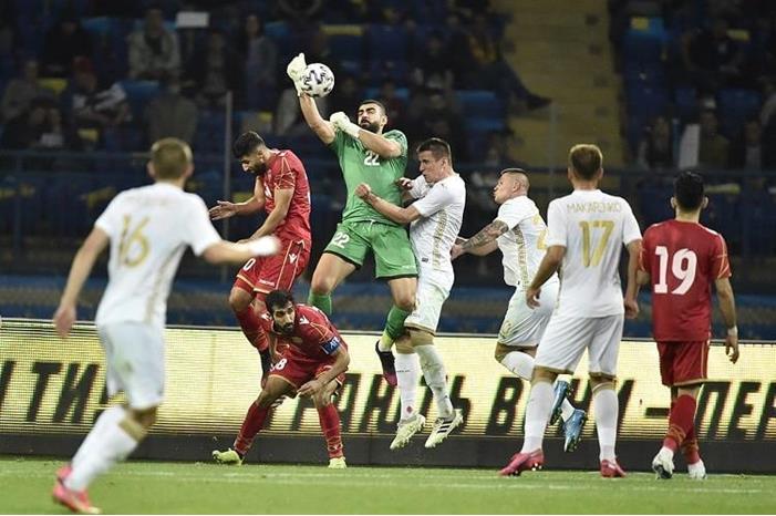 أوكرانيا تخطف تعادلا بالوقت القاتل من البحرين укр-бах-7-min