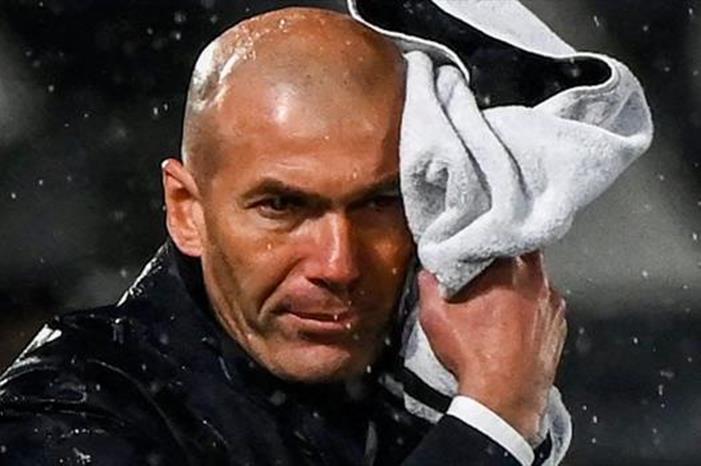 تسريب أسباب قرار زيدان الصاعق بالرحيل عن تدريب ريال مدريد 80C1C3F944920
