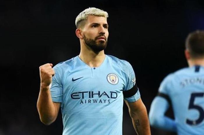 163-222910-12hattricks-aguero-premierleague_700x400