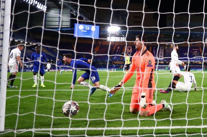 كورتوا: تشيلسي كان الفريق الأفضل في اللقاء 1439277_1620282062