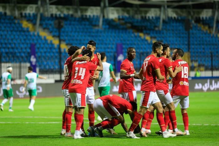 الأهلي يعود لسكة الانتصارات E0vDs82XEAIWV3x