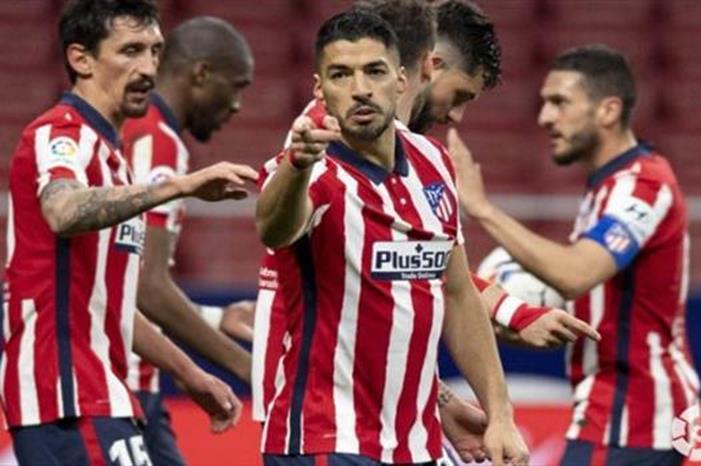 برشلونة يعتذر لسواريز قبل لقاء حسم الليجا أمام أتلتيكو مدريد 132E51C242711