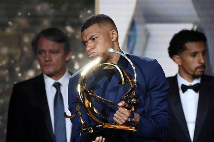 مبابي يفجر المفاجأة : لقد حسمت قراري 6281e1af4c59b71805290e38