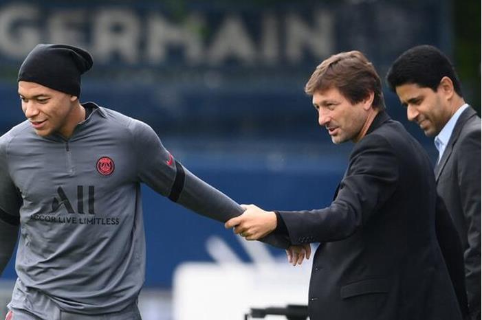 تفاصيل مثيرة في عرض باريس سان جيرمان لمبابي 628609b8423604430533ef98