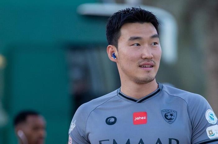 الإصابة تُغيّب جانغ هيون سو عن مباراة الهلال والاتحاد في الدوري السعودي Jang
