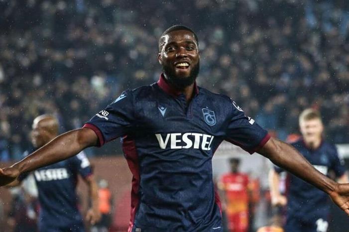 طرابزون يرفض عرض الهلال السعودي لضم دجانيني تافاريس دجانيني