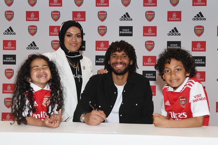 النني: 7 سنوات ليست كافية مع ارسنال 88-123136-mohamed-elnenny-arsenal-renewal-2
