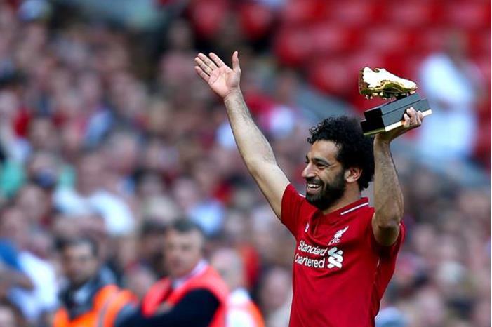 هل الحذاء الذهبي مصنوع من الذهب فعلا؟ 628f12ec423604590c6fb46f