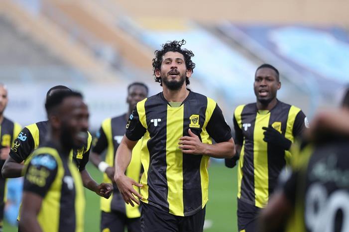 كوزمين يحسم موقف حجازي من دعم الاتحاد أمام الفتح FRCMB6FXoAAJJSd