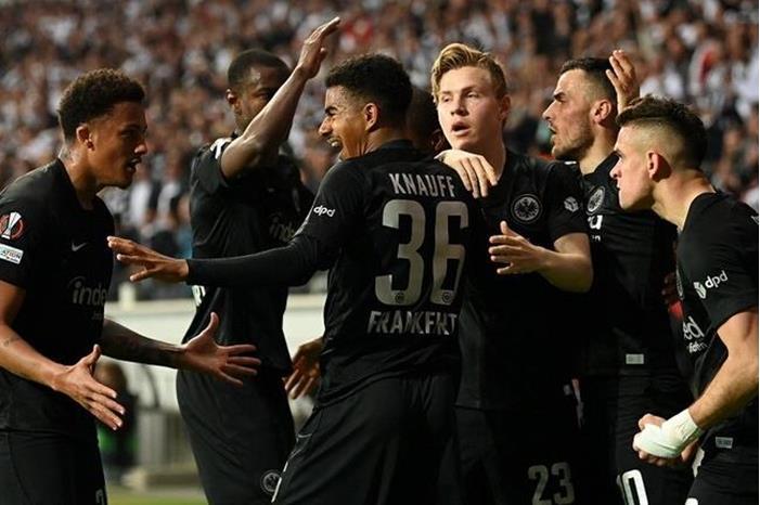 627441bd4236043fca18b6b5