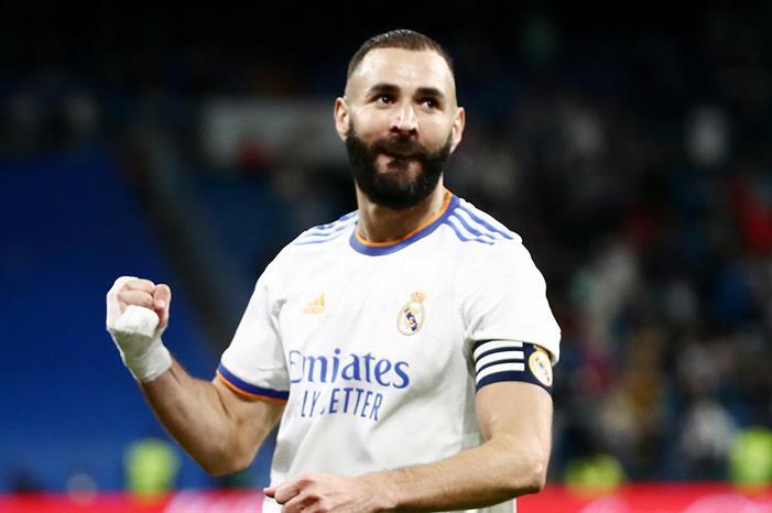 هدف يفصل بنزيما عن انجاز تاريخي مع ريال مدريد image (2)