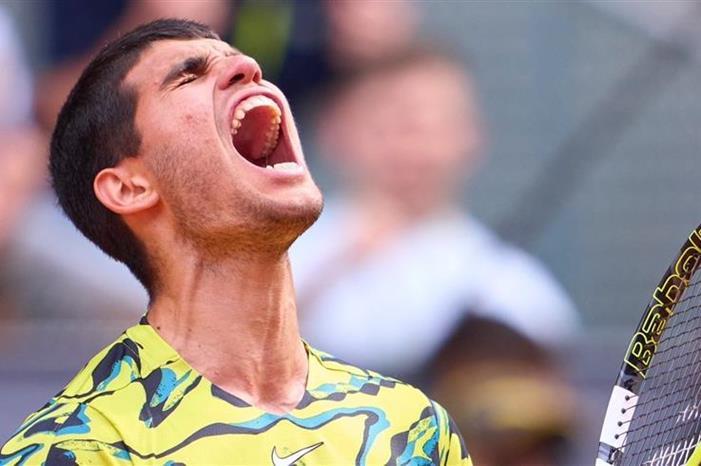 ألكاراز يتأهل إلى ثمن نهائي مدريد للتنس 20235103251696LT