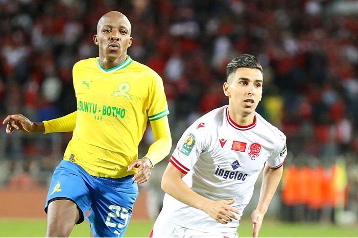 الوداد والأهلي في نهائي أبطال أفريقيا FwGHgp8WAAIk2if