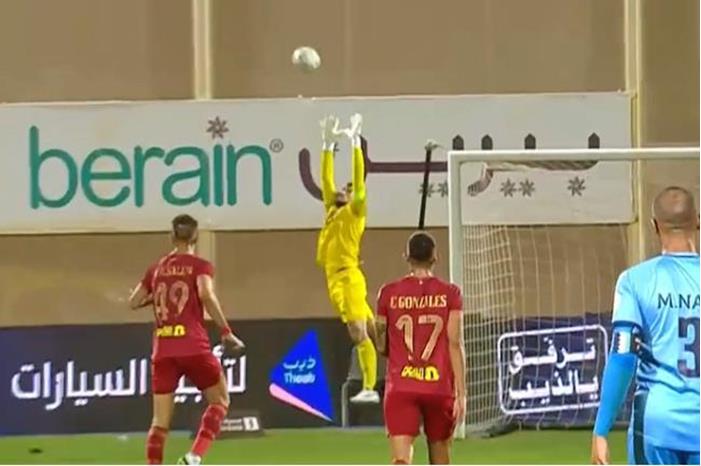 شاهد.. هدف عابر للقارات في الدوري السعودي 647340344236045ab95a7d2a