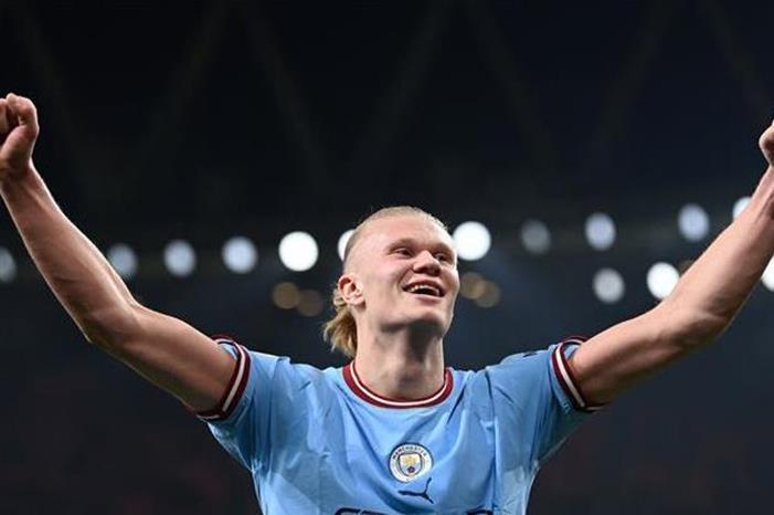 كول: أرفع القبعة لهالاند.. لكني لا أهتم مطلقا بما فعل afp_20230527_20230527-afp_33gc8px_afp