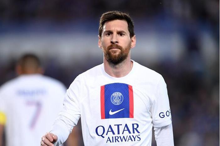 ميسي يصدم جماهير برشلونة 64757ce842360450d1548dae