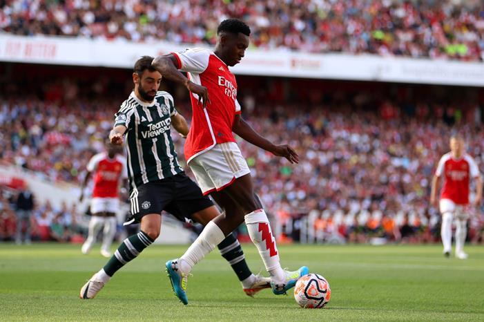 مواعيد مباريات اليوم الأحد والقنوات الناقلة آرسنال-ضد-مانشستر-يونايتد-2-scaled