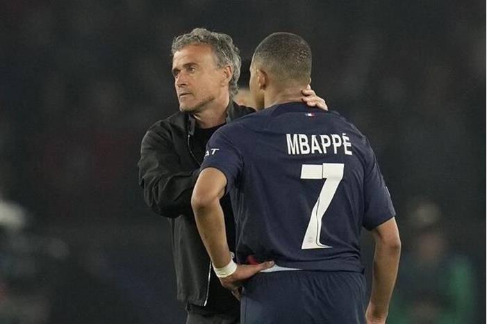 663f8fbb4236041de408095c