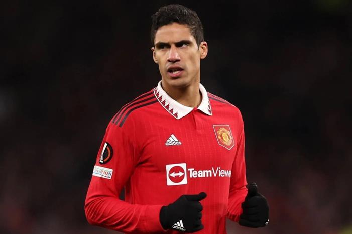 مانشستر يونايتد يعلن رحيل فاران نهاية الموسم 1