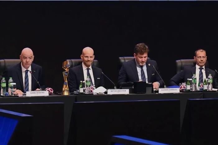 الفيفا يعتمد بطولة كأس العرب وإقامة 3 نسخ منها في قطر 20240515_1715759890-798