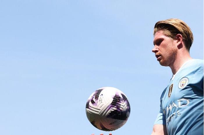 دي بروين يعادل رقم فابريغاس التاريخي 6644749d4236043b546596b6