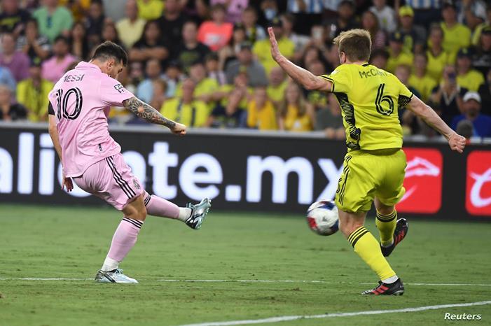 2023-08-20T052715Z_1753513970_MT1USATODAY21237696_RTRMADP_3_MLS-LEAGUES-CUP-CHAMPIONSHIP-INTER-MIAMI-CF-AT-NASHVILLE-SC