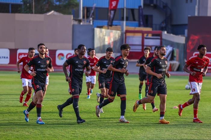 الخطيب يأمر بمعاقبة نجم الأهلي المصري IMG_7457-662d452a867d3