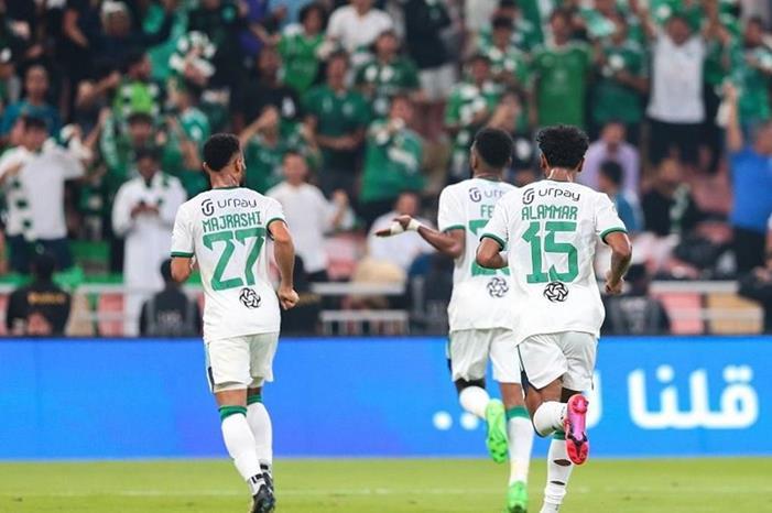 اهلي جدة يواجه ضمك بالدوري السعودي 313156Image1-1180x677_d