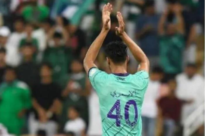 الأسمري يرد على فيديو رفضه ترديد نشيد نادي الأهلي السعودي 665713524c59b753c81c3587