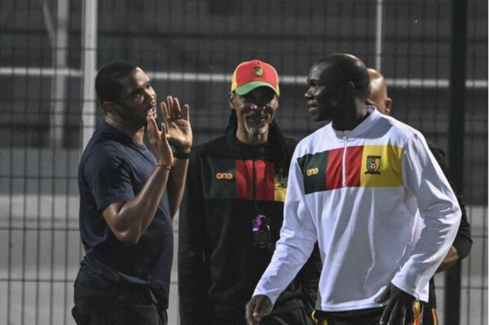 فيفا يشعل صدام إيتو والحكومة الكاميرونية 6639d41f423604746e171d87