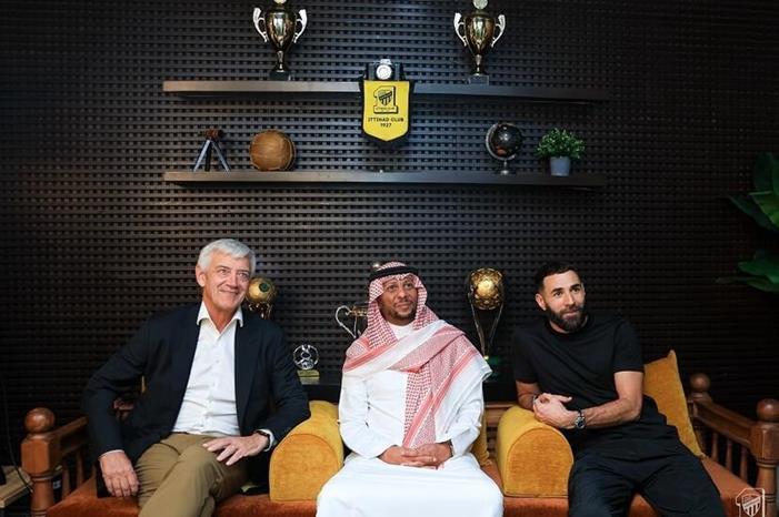 682b25434236041681371b05